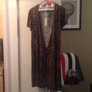 Short sleeve cardigan